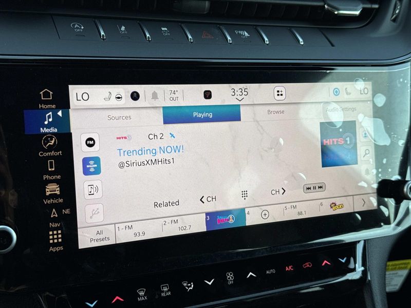 New 2026 Jeep Grand Cherokee Laredo Altitude 4x4