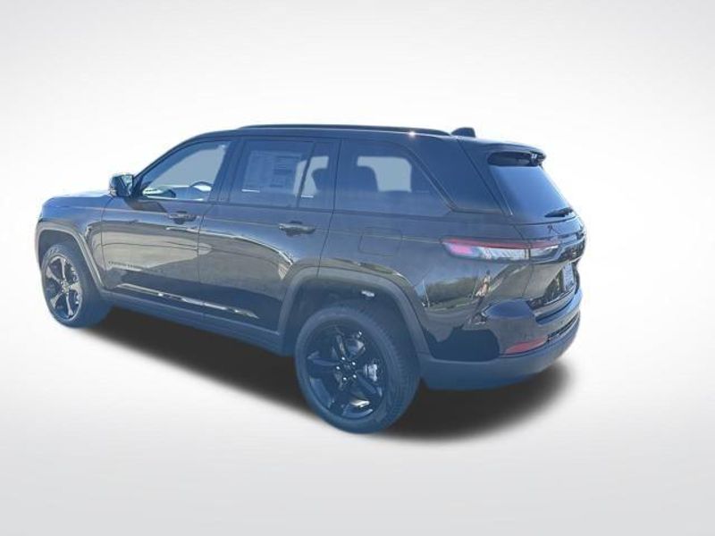 2025 Jeep Grand Cherokee Limited 4x4