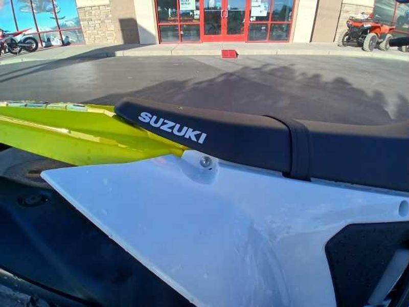 New 2025 Suzuki DRZ 4S BASE 