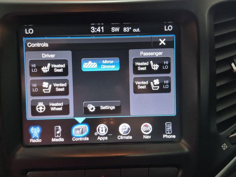 2014 Jeep Cherokee LimitedImage 35