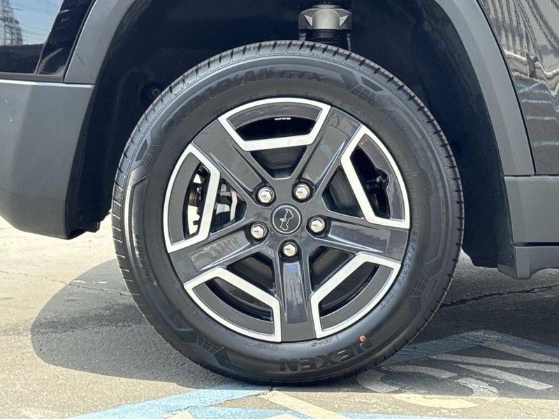 New 2026 Jeep Cherokee Limited 4x4