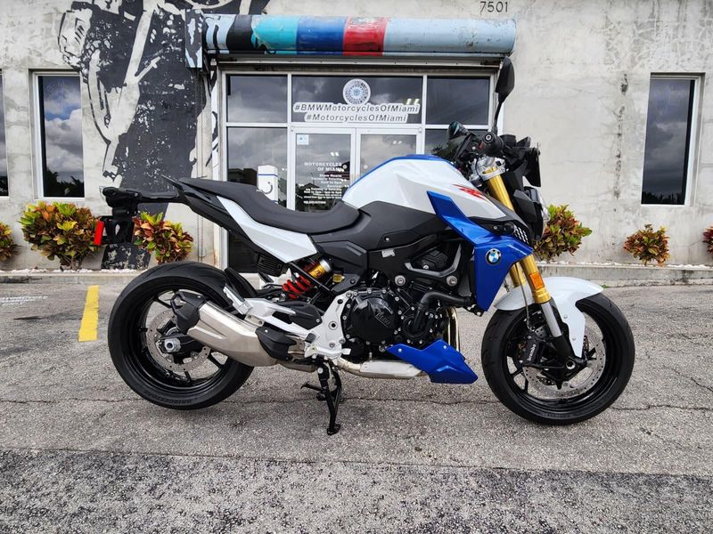 Used 2022 BMW F 900 R Image 11