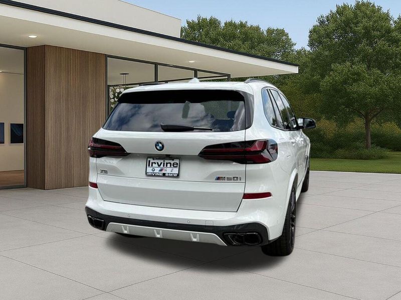 New 2026 BMW X5 M60iImage 9