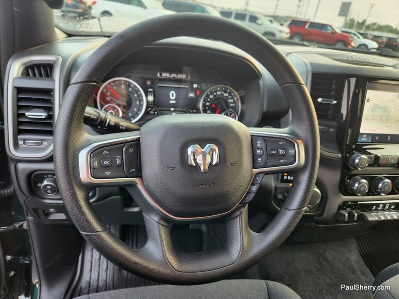 New 2026 RAM 1500 Warlock Crew Cab 4x4 5'7' Box