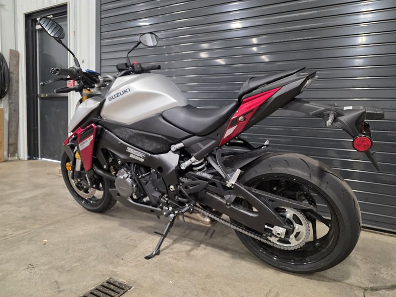 2024 Suzuki GSX-S1000