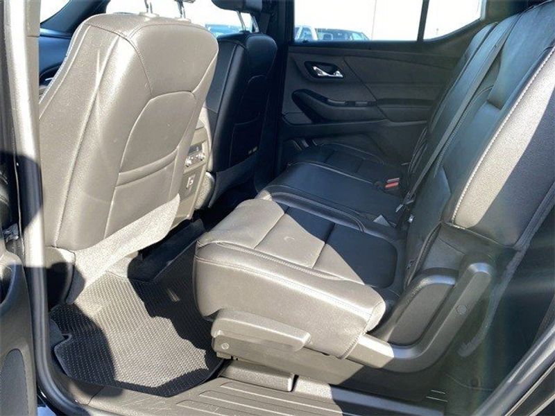 2023 Chevrolet Traverse LT LeatherImage 13