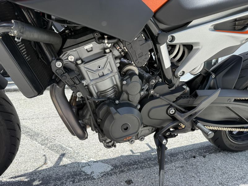 2019 KTM Duke 790 