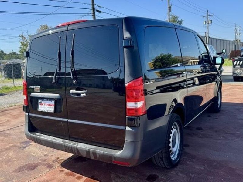 Used 2019 Mercedes-Benz Metris PassengerImage 5