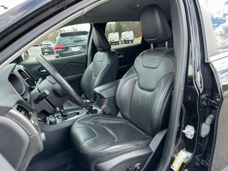 2019 Jeep Cherokee LimitedImage 17