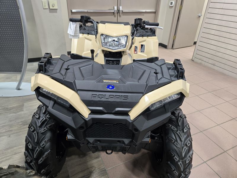 2025 Polaris SPORTSMAN 850 MILITARY TAN Image 8