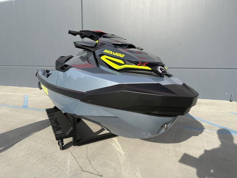 New 2025 Sea-Doo RXT-X 325 (SOUND SYSTEM) Image 9