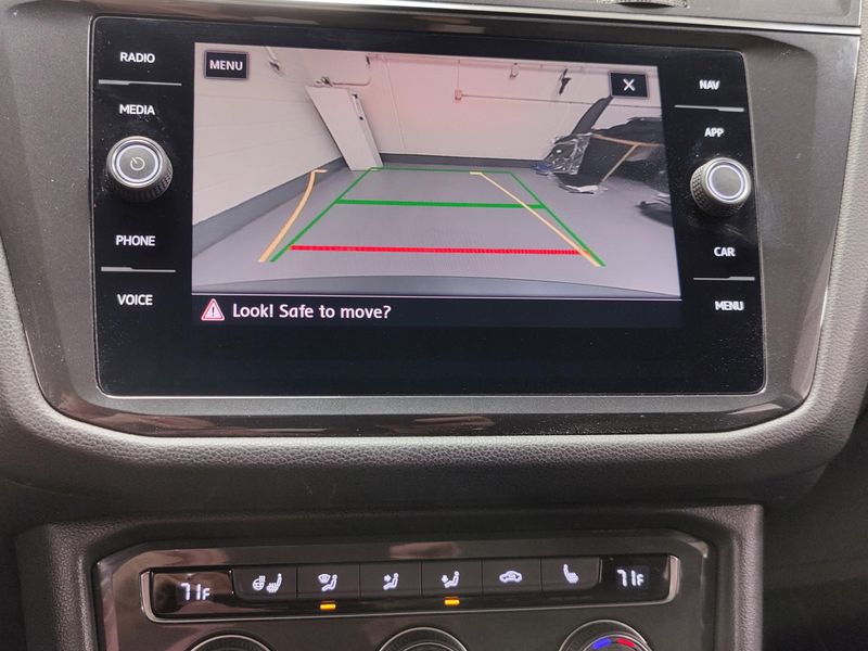 2019 Volkswagen Tiguan SEL Premium AWD w/Sunroof/NavImage 28