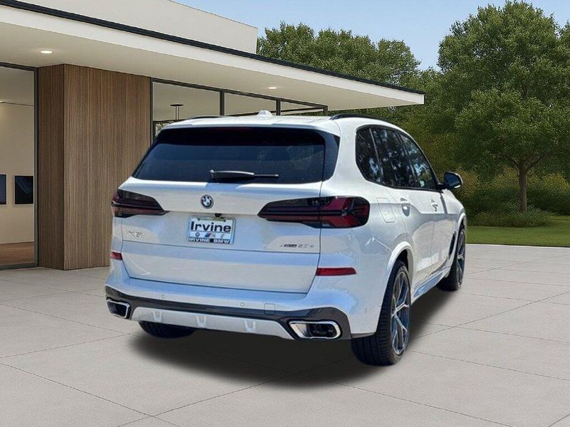 New 2026 BMW X5 xDrive50eImage 9