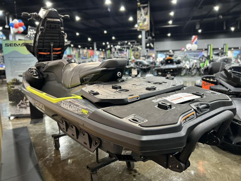 New 2025 Sea-Doo EXPLORER PRO 230 (SOUND SYSTEM) Image 16