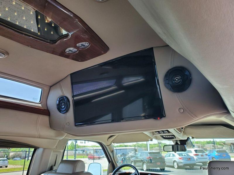 2020 GMC Savana Cargo Image 34