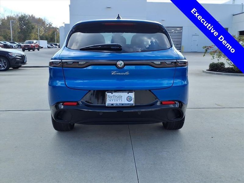 New 2025 Alfa Romeo Tonale AwdImage 8