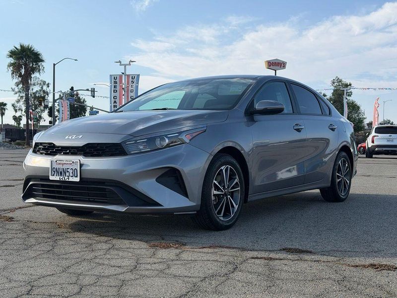 Used 2024 Kia Forte LXSImage 3