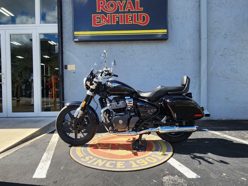 New 2024 Royal Enfield SUPER METEOR Image 1