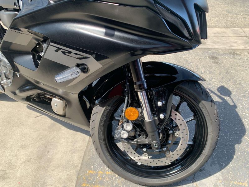 New 2025 Yamaha YZF-R7 Image 10