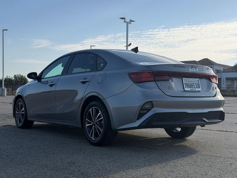 Used 2024 Kia Forte LXSImage 5