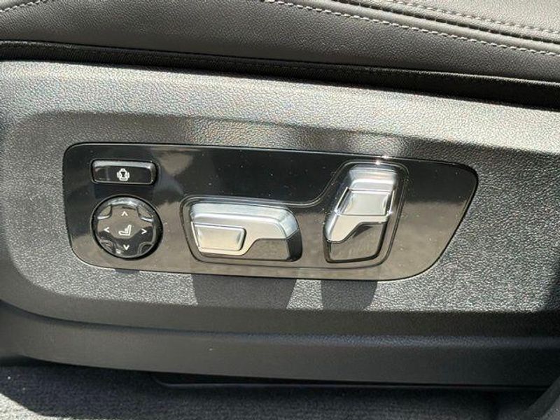 New 2027 BMW X7 xDrive40iImage 19