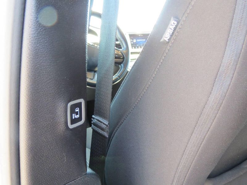 Used 2020 Chrysler Pacifica Touring 4dr Mini VanImage 29