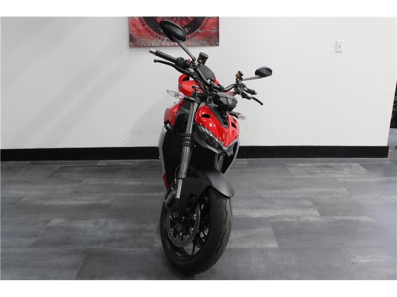 2024 Ducati STREETFIGHTER ER V2 Image 2