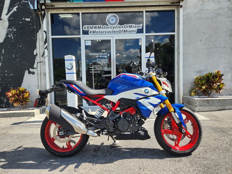 2024 BMW G 310 R Image 11