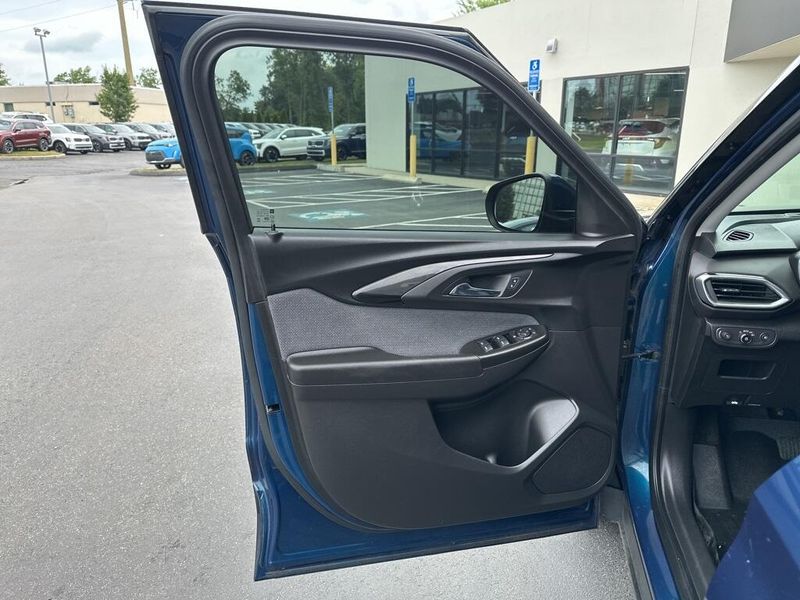 2021 Chevrolet Trailblazer LTImage 25