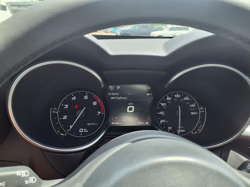 2018 Alfa Romeo Stelvio TiImage 25
