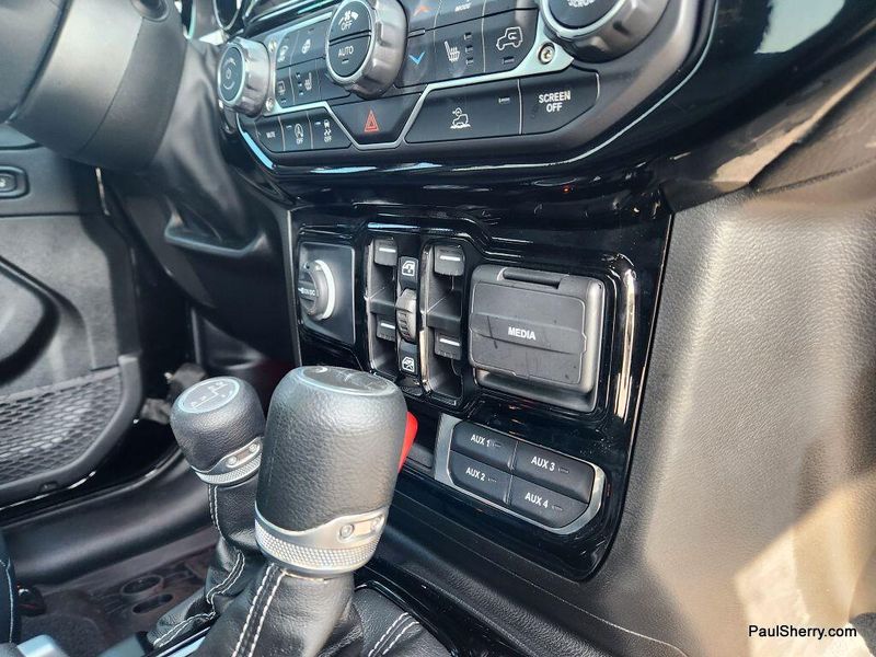 2022 Jeep Gladiator OverlandImage 40