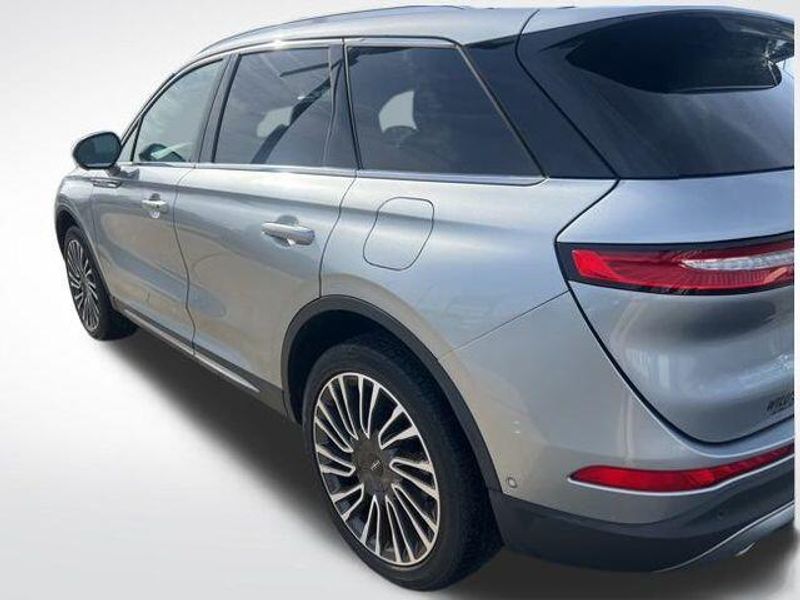 2022 Lincoln Corsair ReserveImage 4