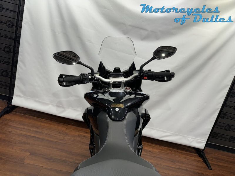 2023 MV Agusta Turismo Veloce Lusso SCS Image 16