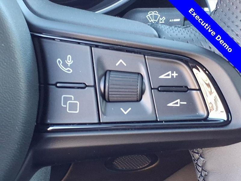 New 2025 Alfa Romeo Giulia RwdImage 19