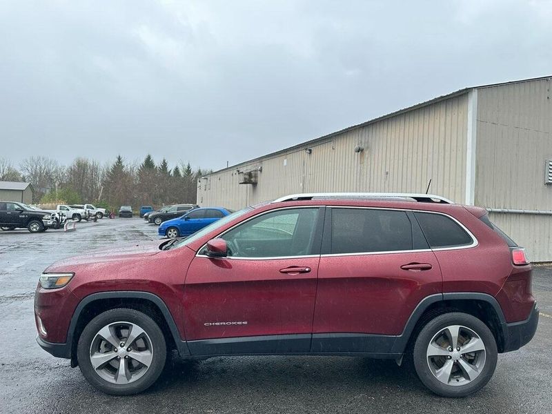 2019 Jeep Cherokee LimitedImage 10