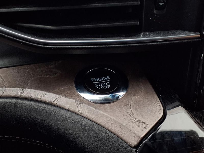 Used 2022 Ford Explorer PlatinumImage 22