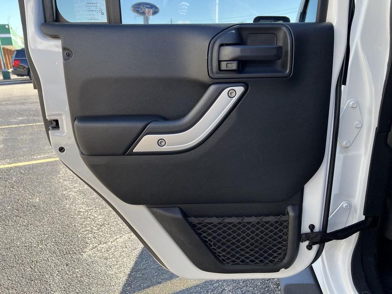 Used 2018 Jeep Wrangler JK Unlimited Sahara