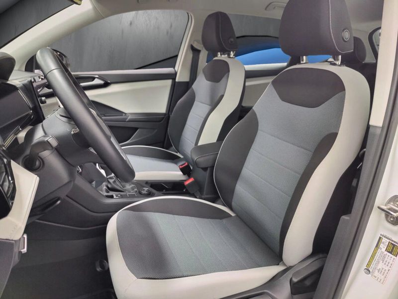 Used 2025 Volkswagen Taos S 4-Motion AWDImage 10
