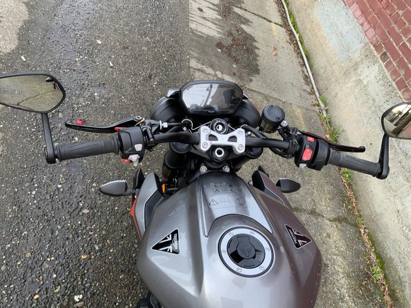 2025 Triumph STREET TRIPLE 765 RS 