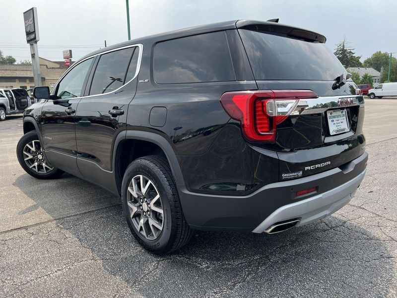Used 2023 GMC Acadia SLE