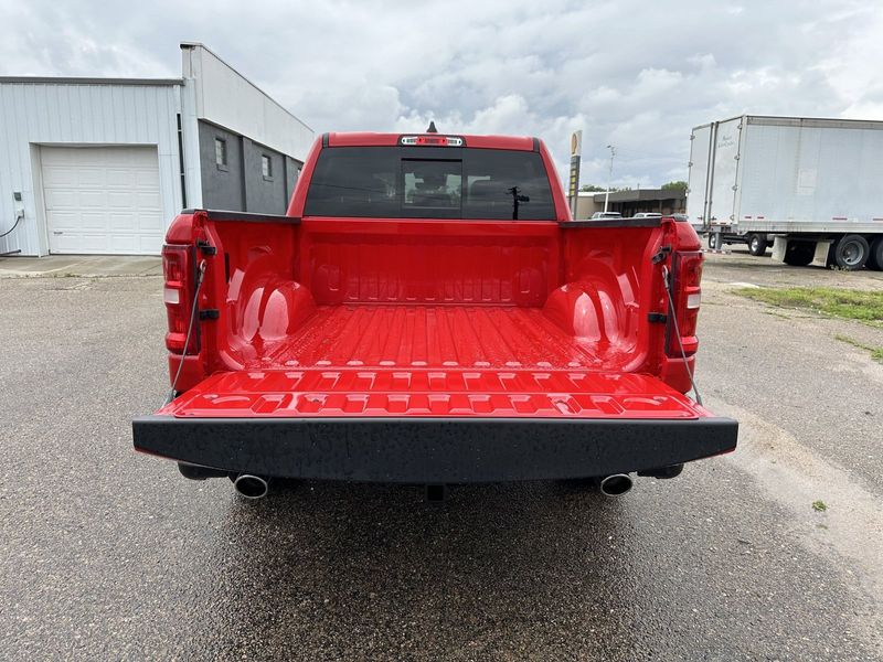 2025 RAM 1500 Laramie Crew Cab 4x4 5