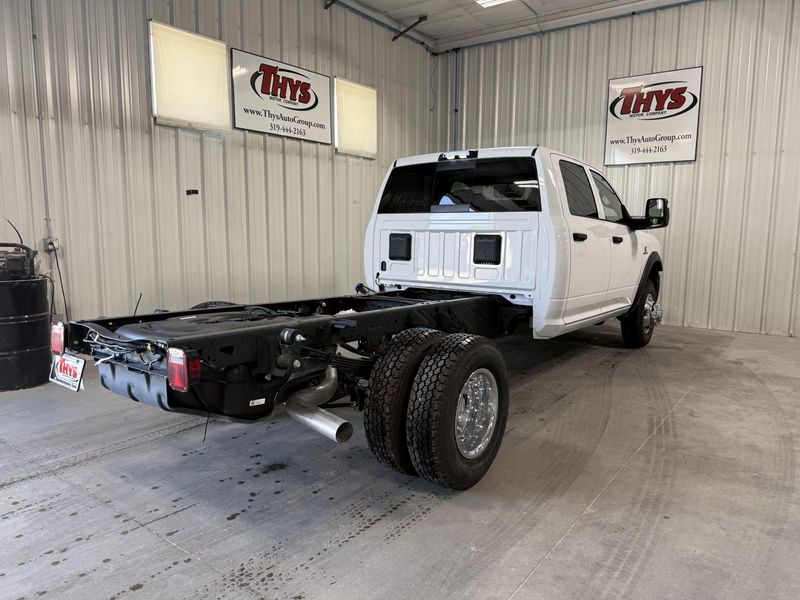New 2026 RAM 3500 Tradesman Crew Cab Chassis 4x4 60