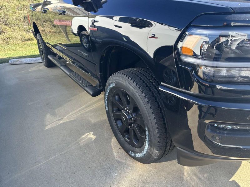 2024 RAM 3500 Laramie Crew Cab 4x4 6