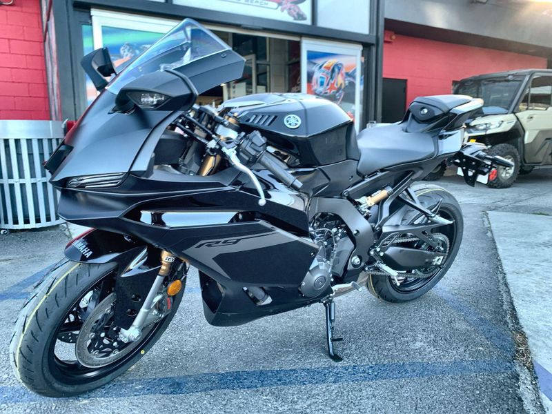 New 2025 Yamaha YZF-R9 Image 10