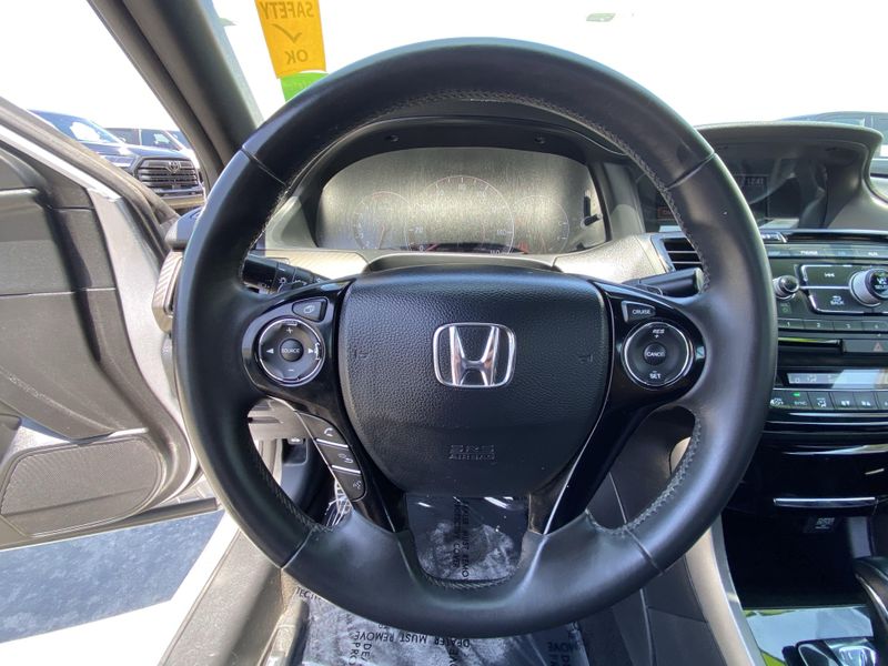 2016 Honda Accord Sedan SportImage 25