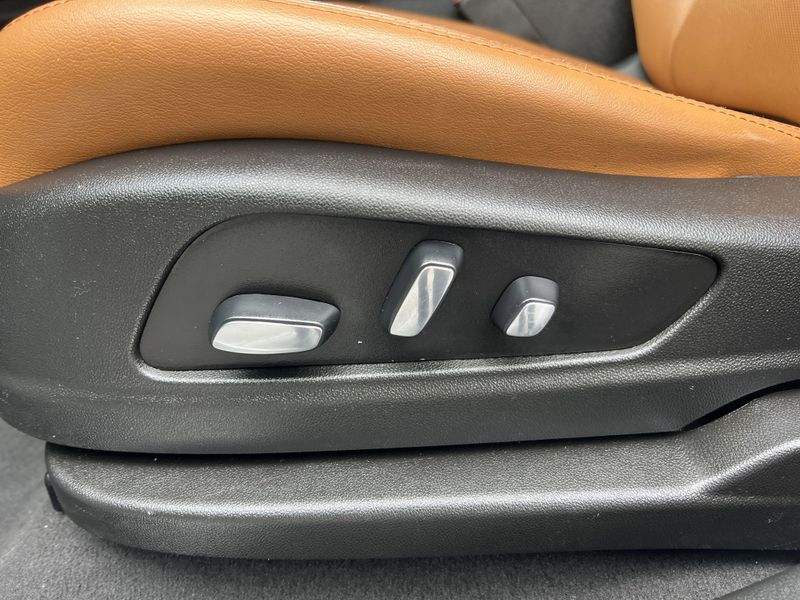2021 Cadillac XT5 FWD Premium LuxuryImage 8