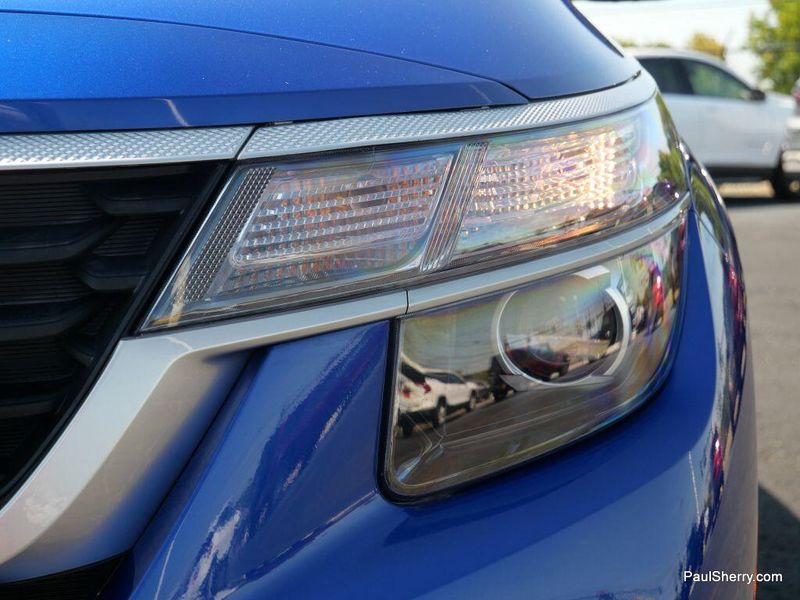 Used 2023 Kia Seltos LX