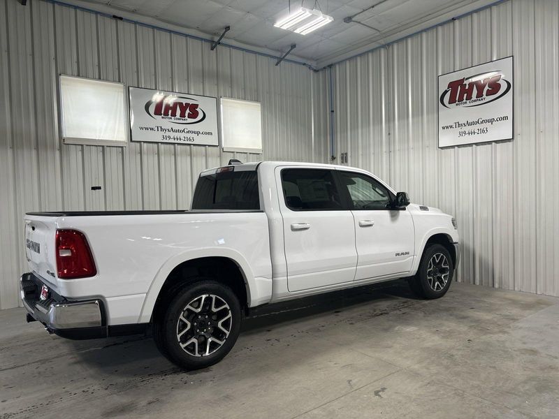 2025 RAM 1500 Laramie Crew Cab 4x4 5