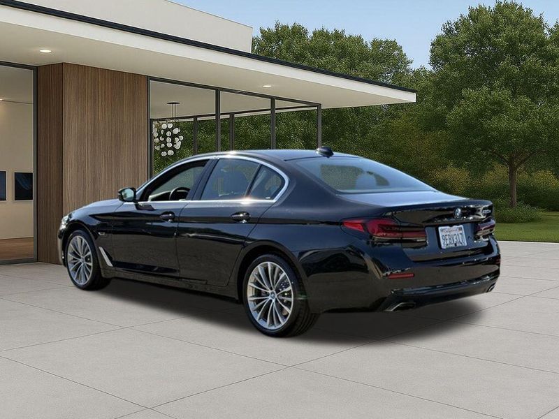 Used 2023 BMW 5 Series 530e iPerformanceImage 11