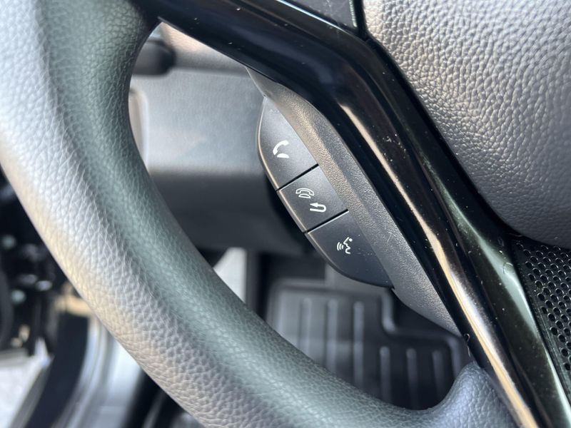 Used 2020 Honda HR-V LXImage 12